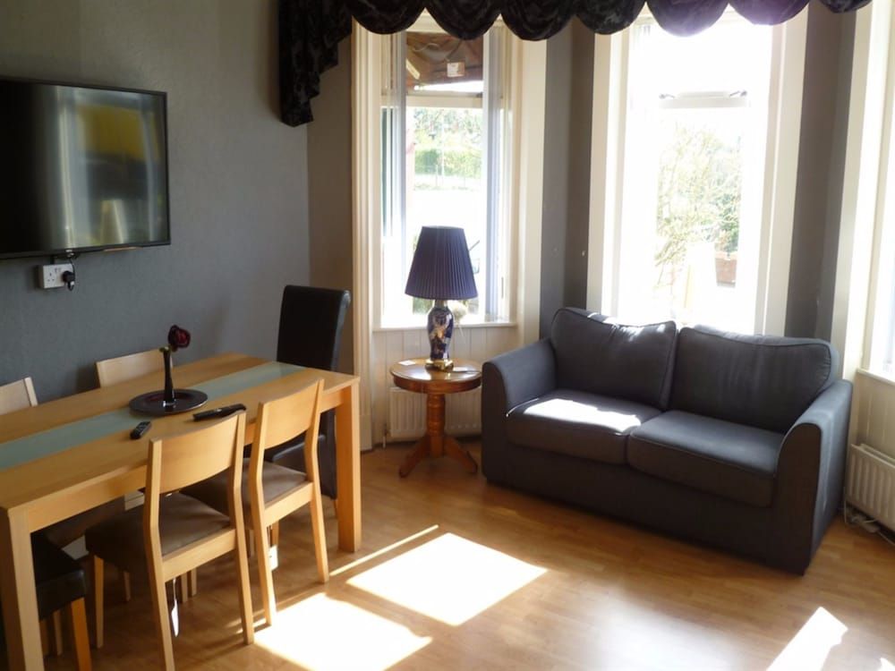 Greenlaw Guest House 2