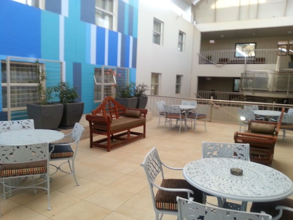 Peermont Metcourt - Francistown 3