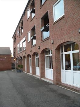 Oliver Cromwell Hotel