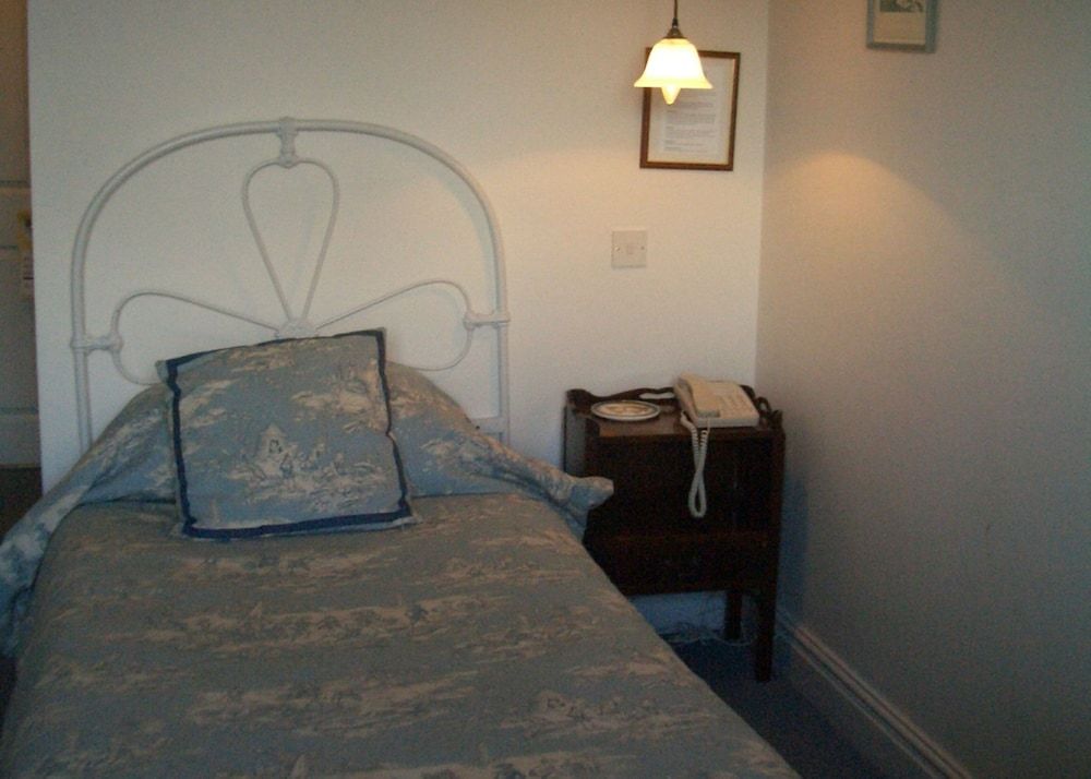 Barnsdale Lodge Hotel and Restaurant 3