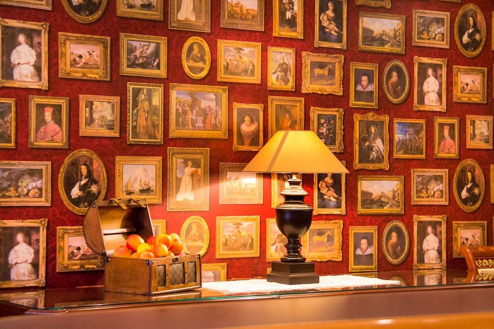 Cella Central Historic Boutique Hotel 1