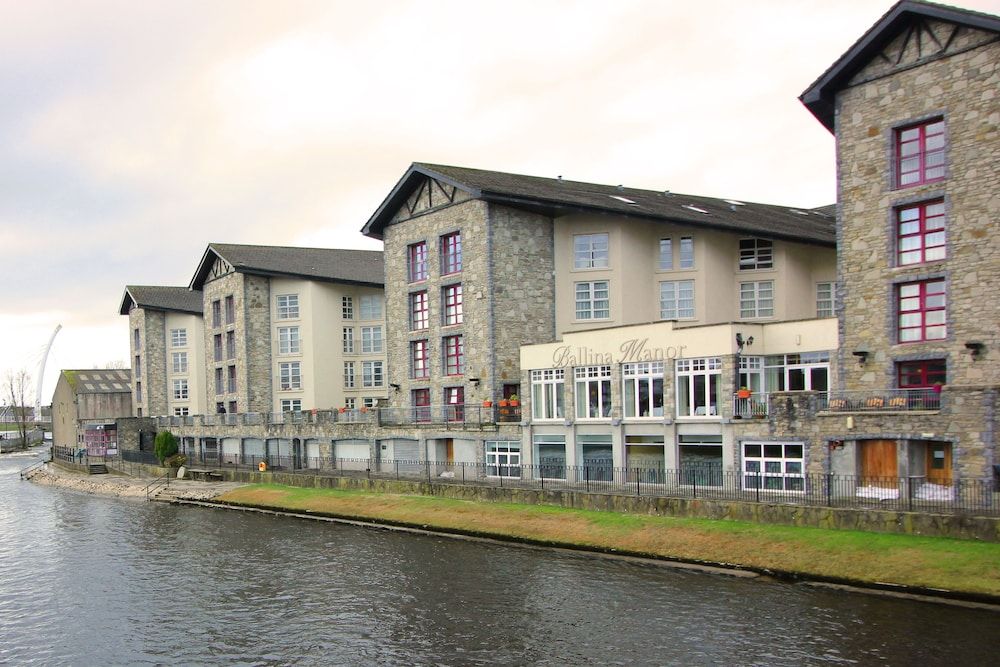 Ballina Manor Hotel 4 étoiles à Ballina