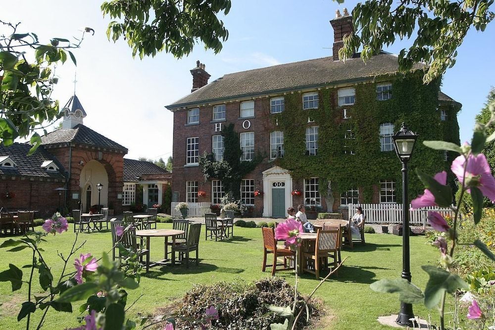 The Mytton & Mermaid Hotel 1