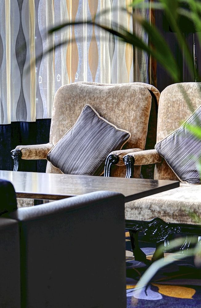 Clayton Hotel Cardiff 2