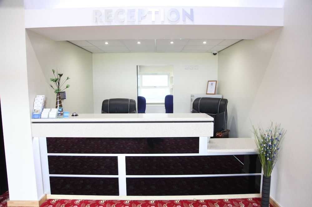 The Cambridge Hotel 3