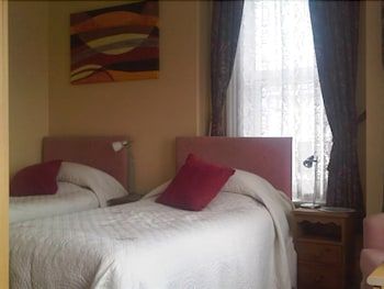 High Beach Guest House 2