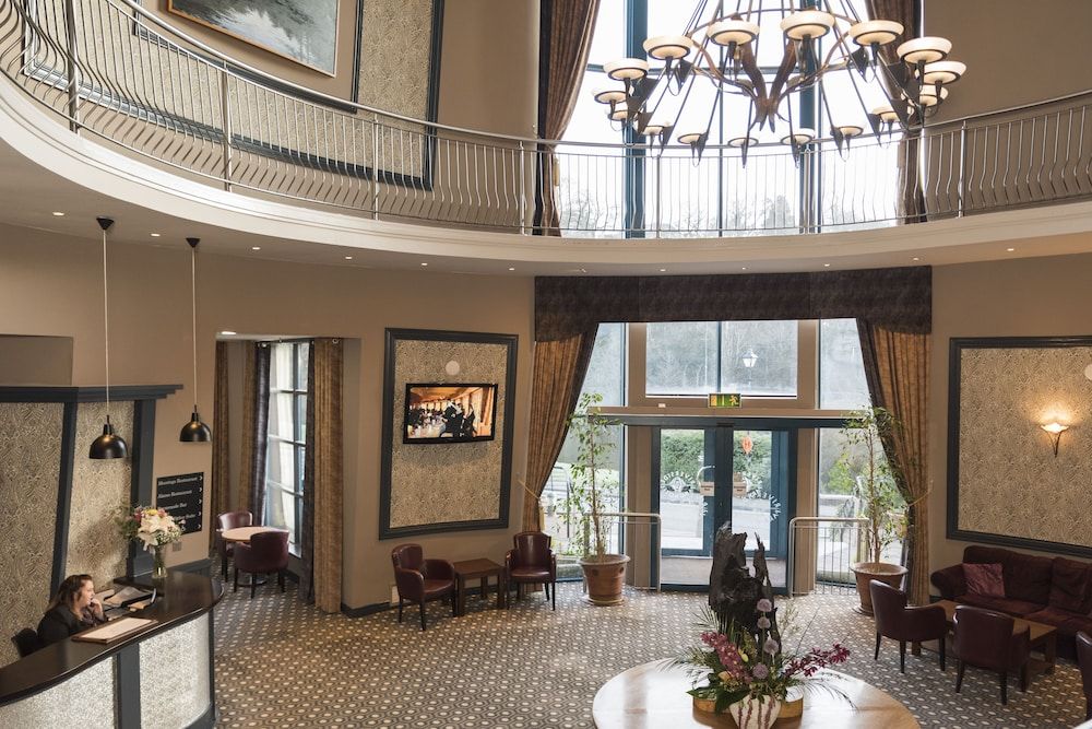 The Riverside Park Hotel 2