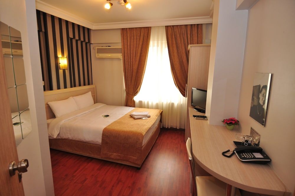 Mini Fuar Hotel 2 étoiles à Izmir