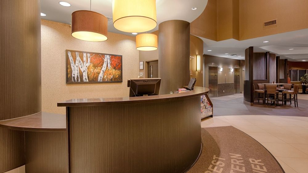 Best Western Premier Freeport Inn Calgary Airport 3 Best Western Premier Freeport Inn Calgary Airport 3