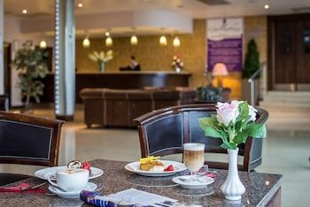 McGettigans Hotel (formerly Gallaghers Hotel) 3