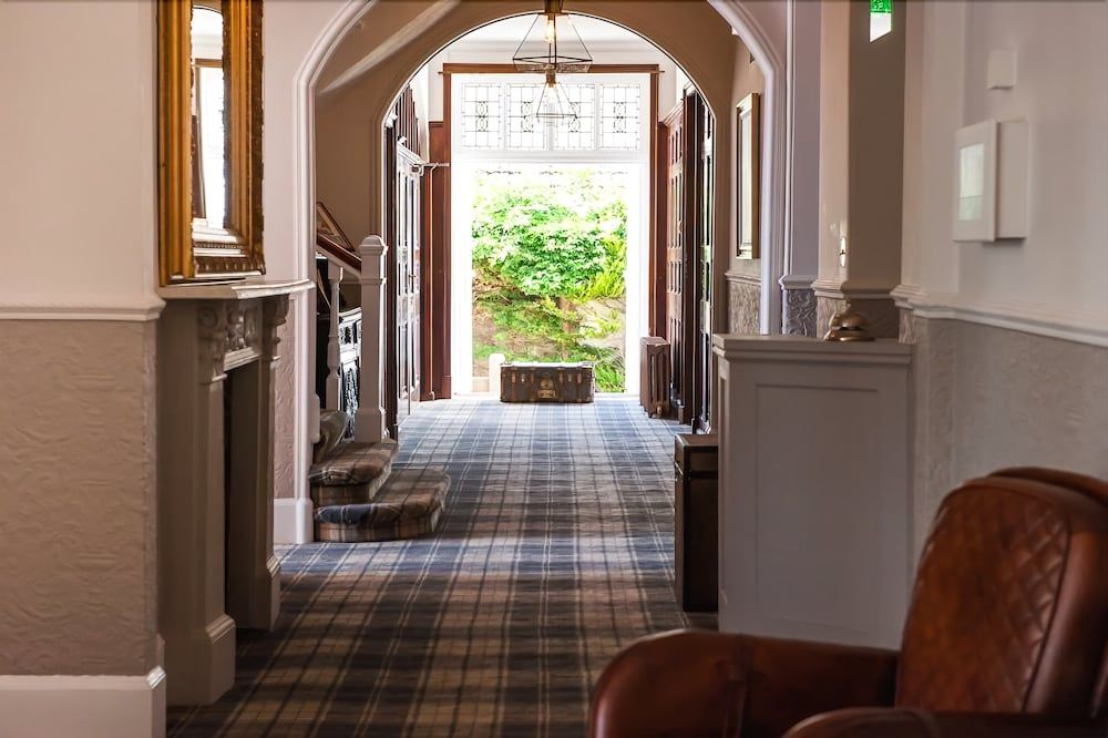 Invernairne Guest House 2