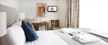 Dean Park Inn 2