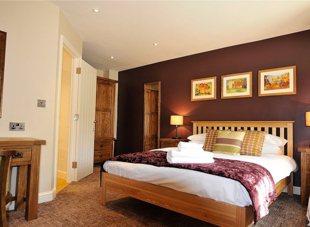 The Colesbourne Inn 3