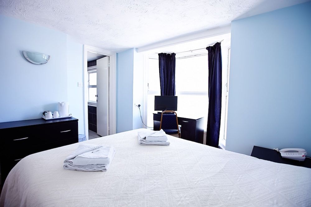 West Beach Hotel 3 West Beach Hotel 3