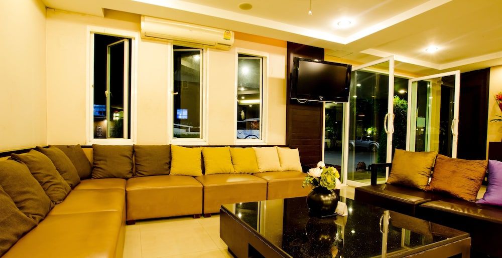 Sinsuvarn Airport Suite 2 Sinsuvarn Airport Suite 2