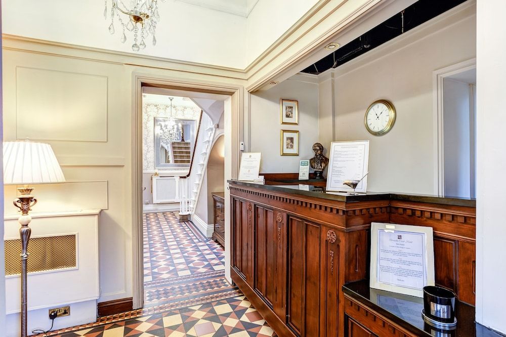 The Alexandra Court Hotel 3