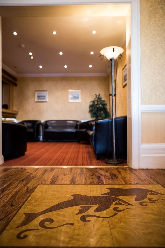 The Palm Court Hotel 2