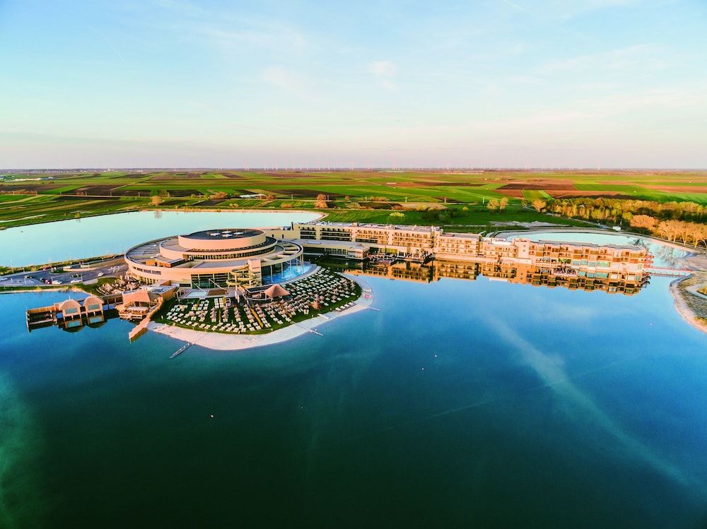 St. Martins Therme & Lodge 4 estrelas em Frauenkirchen