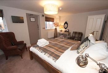 The Carnarvon Arms 2