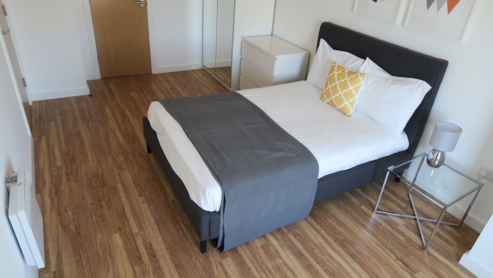 Quay Apartments 2