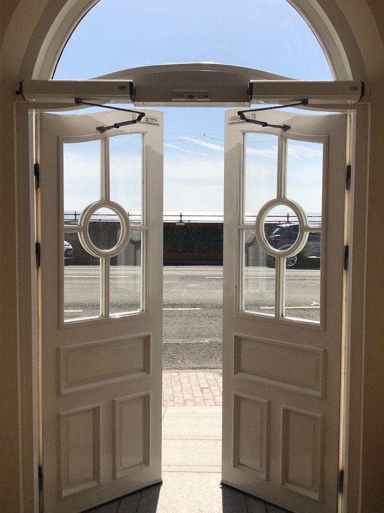 Eastbourne Riviera Hotel 3