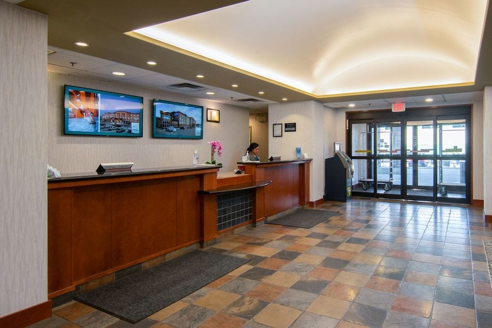 Service Plus Inns & Suites Calgary 1