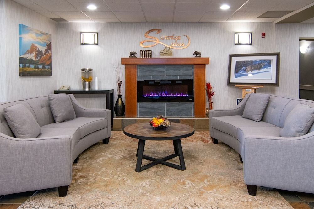 Service Plus Inns & Suites Calgary 3