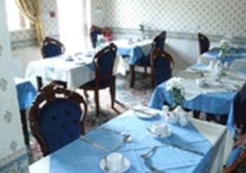 The Hall Park Hotel 3