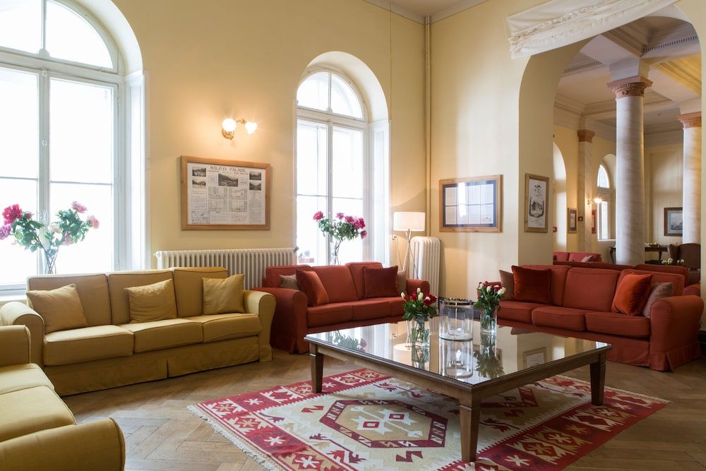 Maloja Palace 2