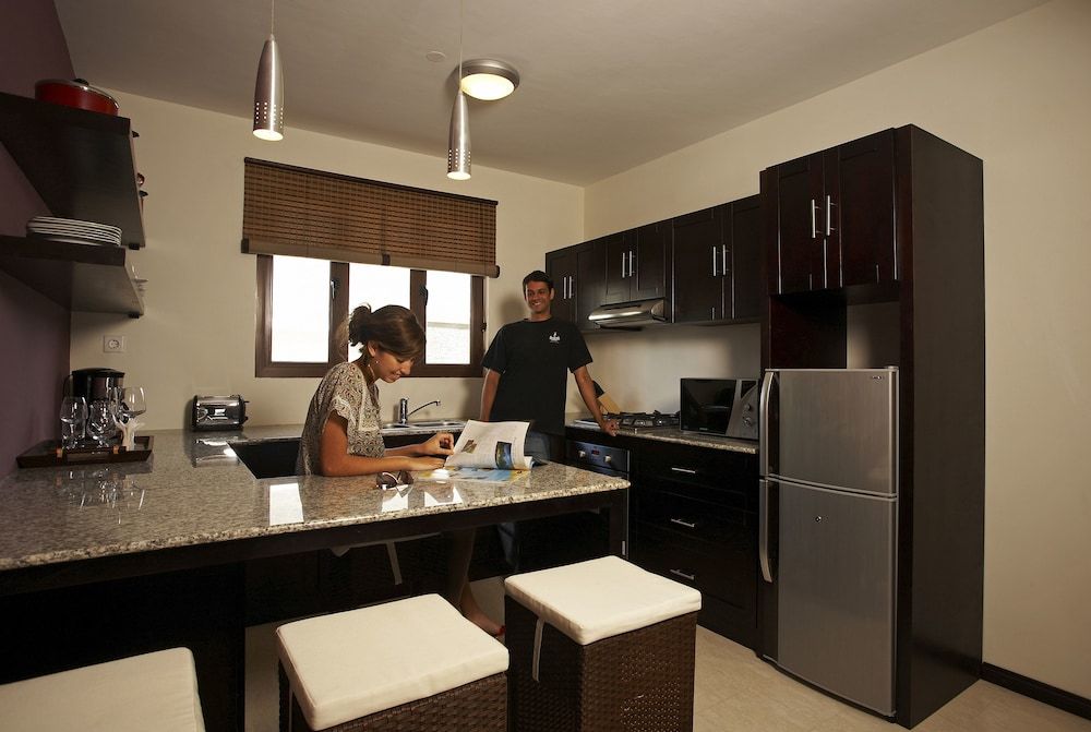 Grand Bay Suites 3 Grand Bay Suites 3