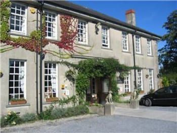 Ty Newydd Country Hotel 3 estrelas em Hirwaun