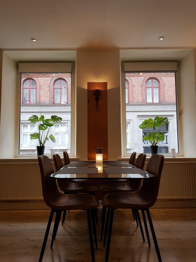 Milling Hotel Mini 19 2