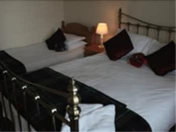 Coolin View Guest House 2