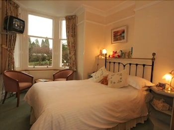 Rayrigg Villa Guesthouse 2