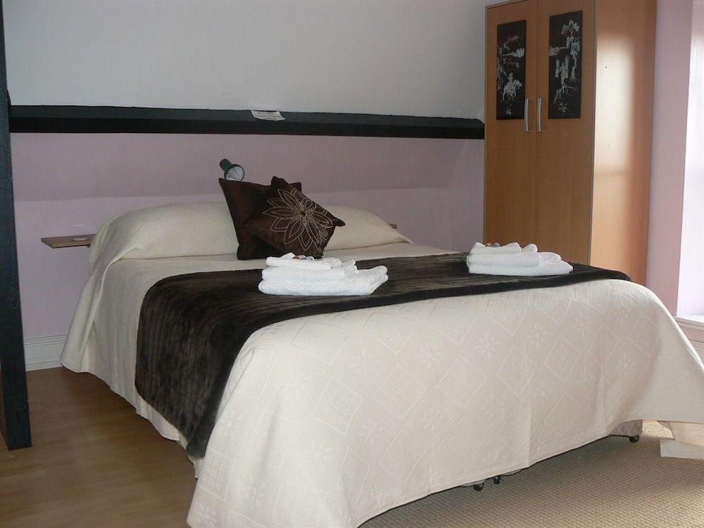 The Cammarch Hotel - Guest house 2