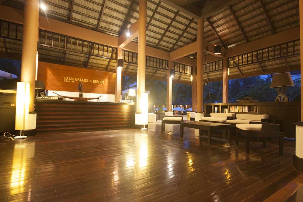 Palm Galleria Resort 3