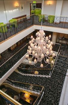 Ashdown Park Hotel 3