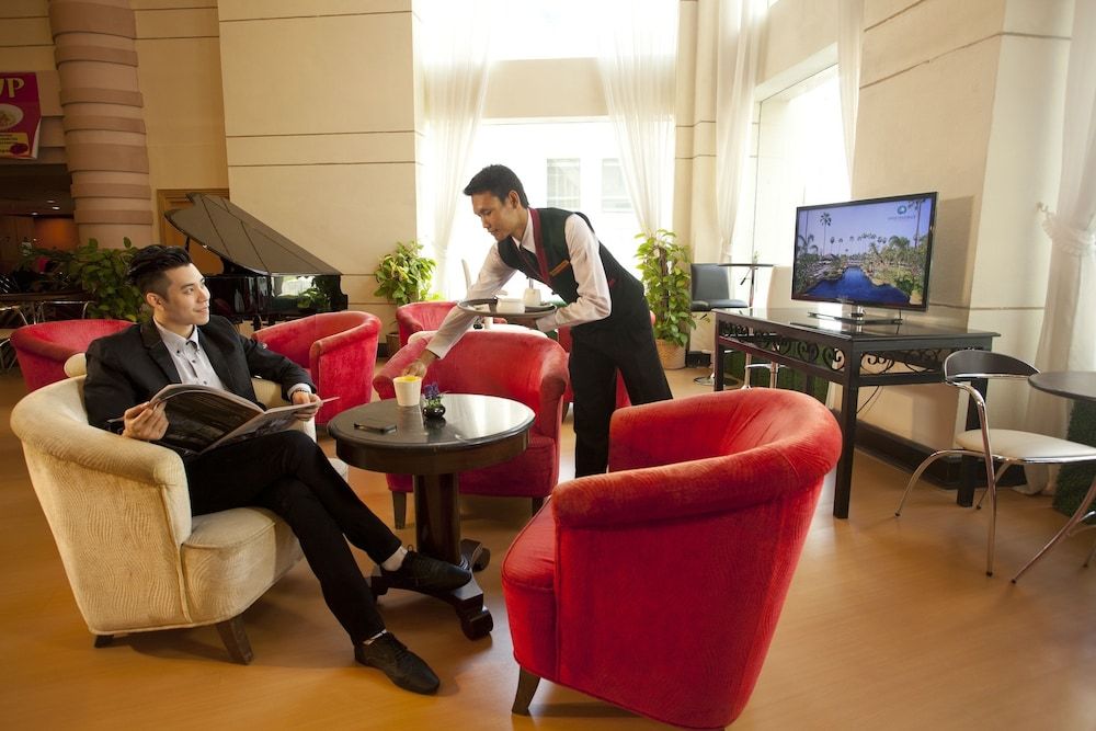 Jomtien Palm Beach Hotel And Resort 3