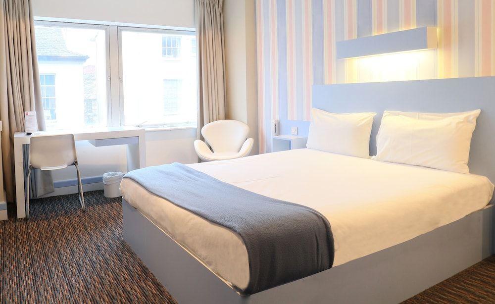 Citrus Hotel Cheltenham by Compass Hospitality 1