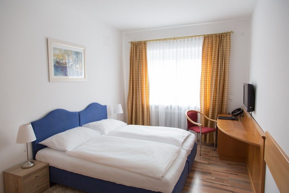 Lilienhof 1 Lilienhof 1