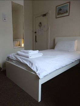 Campbell's Guest House 3