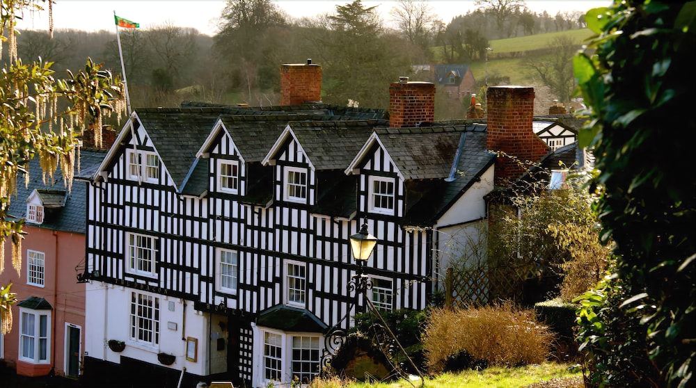 The Dragon Hotel 4 estrelas em Montgomery