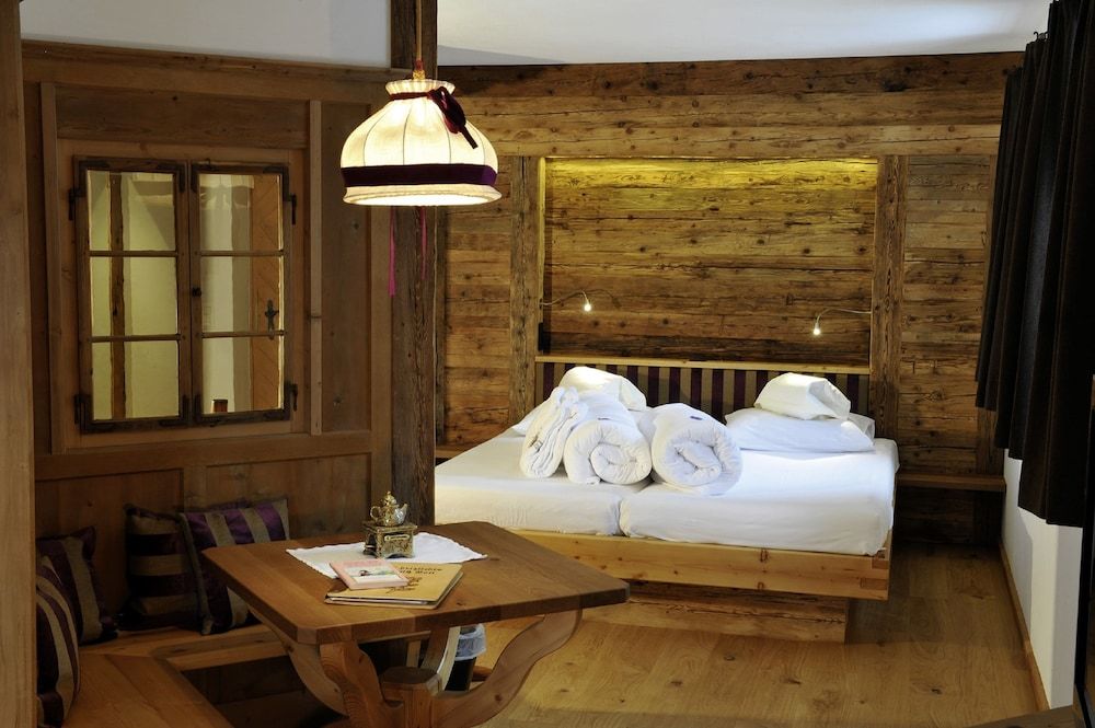 Almwellness-Resort Tuffbad 2