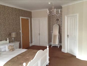 The Sir William Fox 2