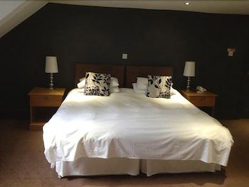 The Sir William Fox 3