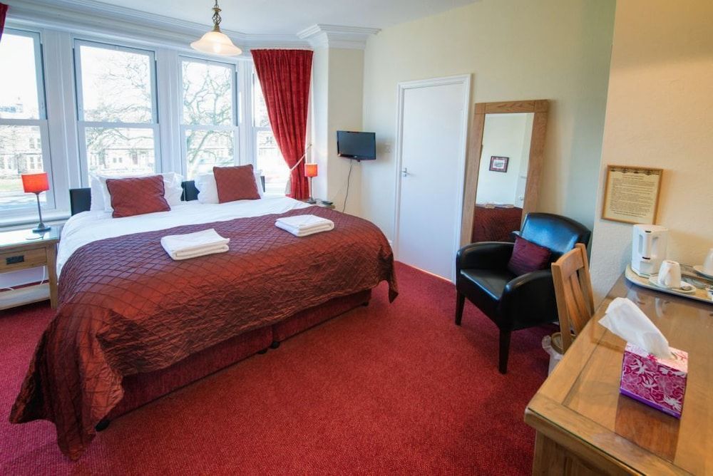 Shannon Court Guest House 3