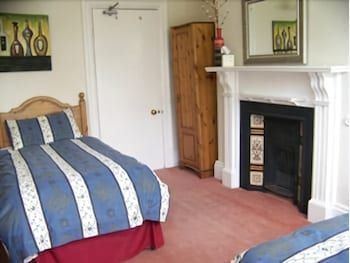 Shannon Court Guest House 2