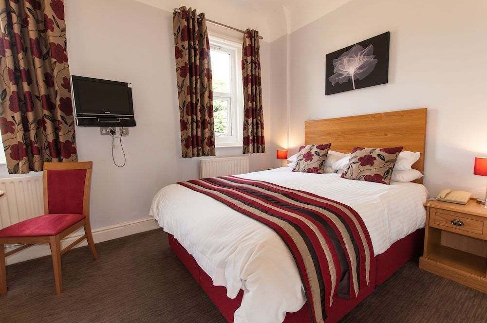 Eype's Mouth Country Hotel 3