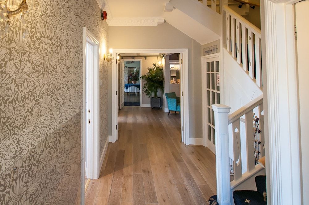 Eype's Mouth Country Hotel 2