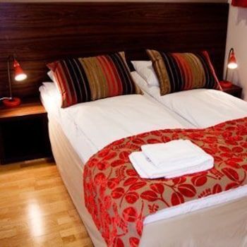 Ole Bull Hotel & Apartments 3